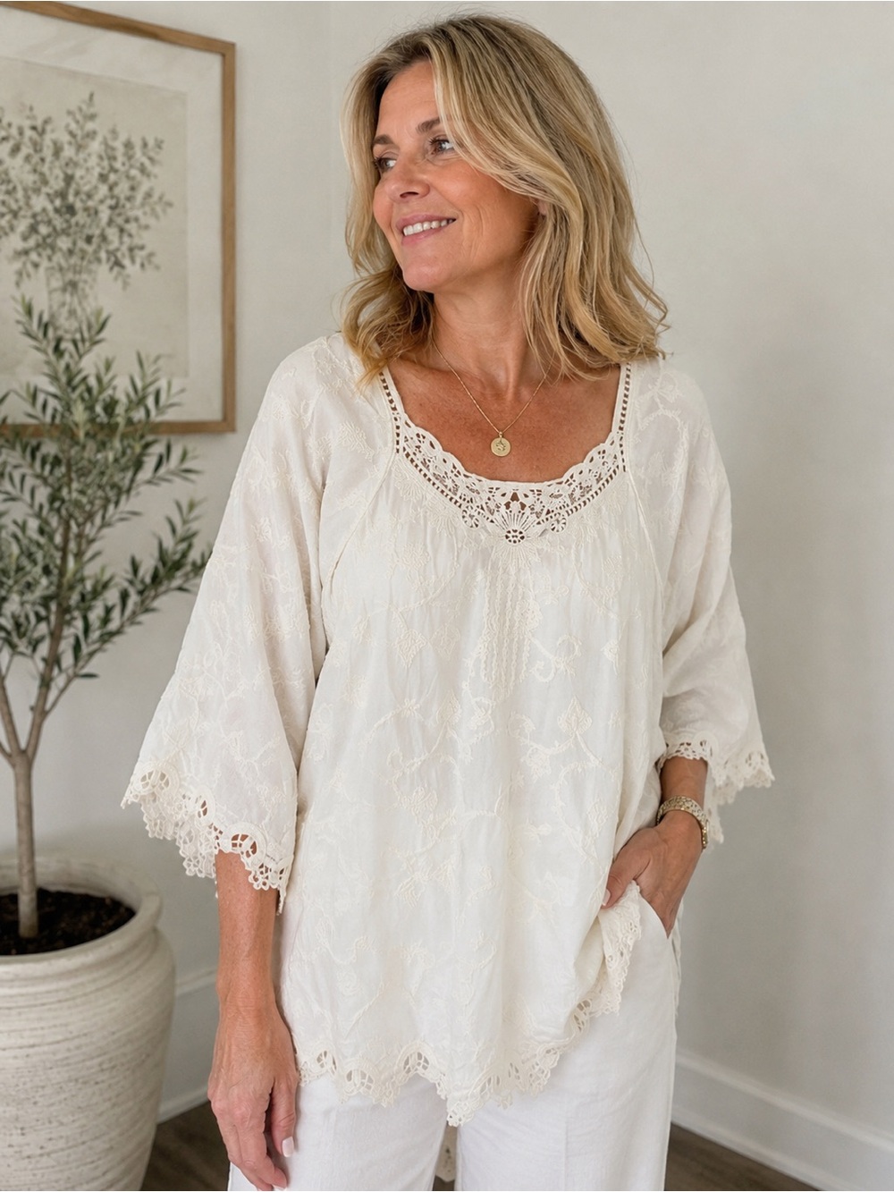 Solitaire NWT White Embroidered Lace Boho Tunic Blouse 2X Plus Size